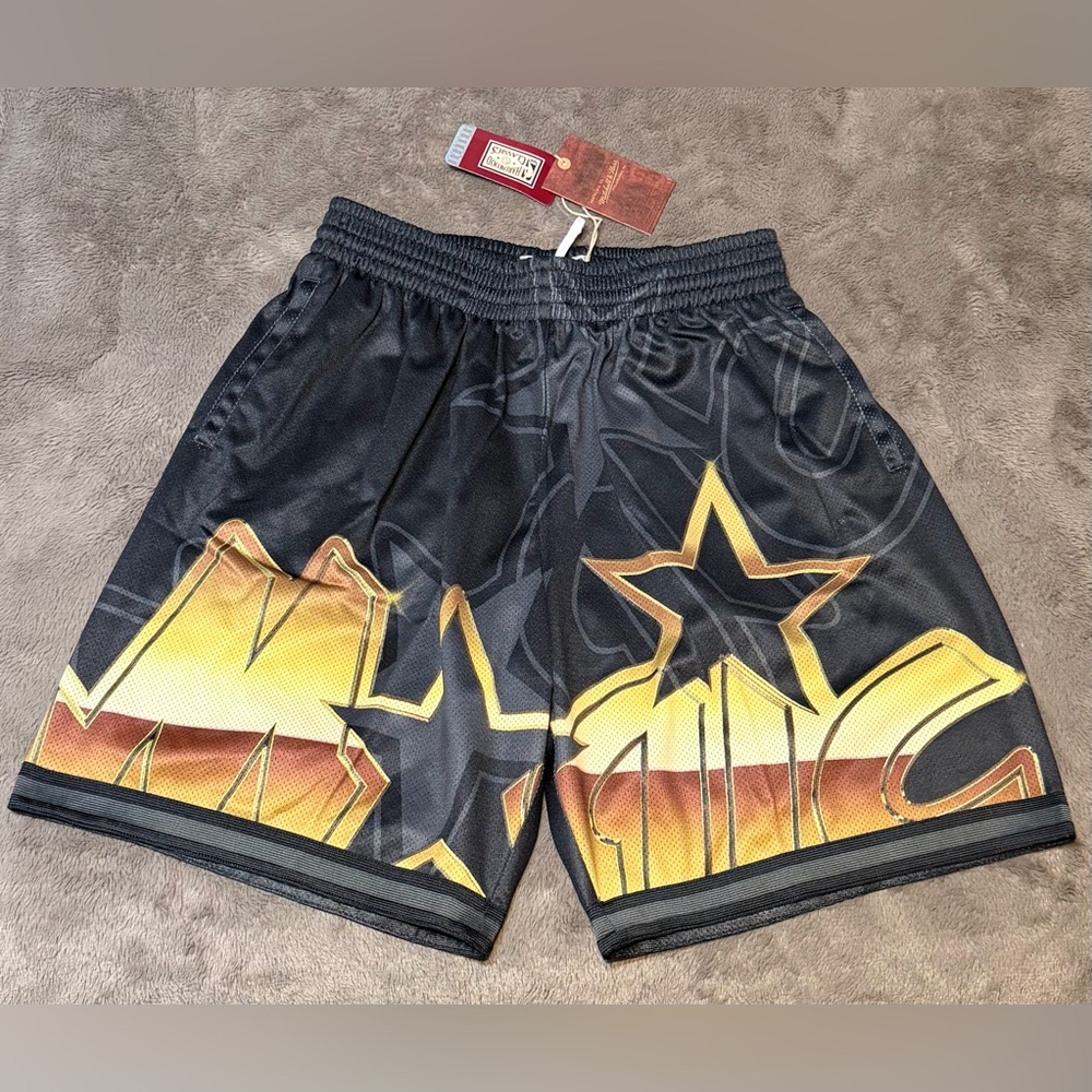 NWT - Mitchell & Ness Men’s Orlando Magic Black & Gold Shorts, Size - L